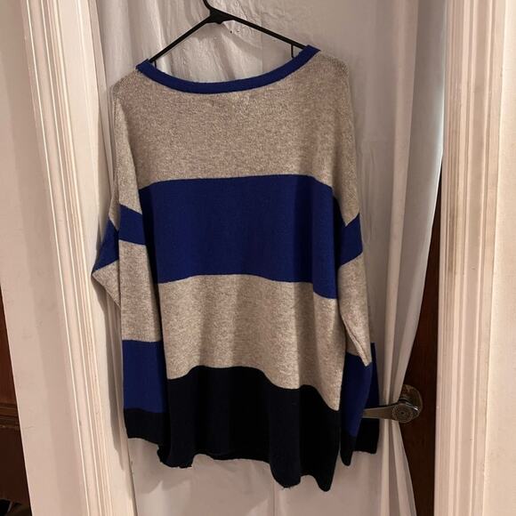 C&C California blue gray black color block sweater size 1x wool blend - Picture 4 of 4